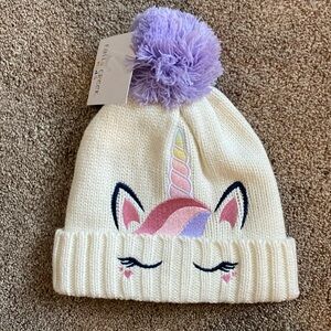 NWT Girl’s Cream Fleece Lined Unicorn Knit Hat.